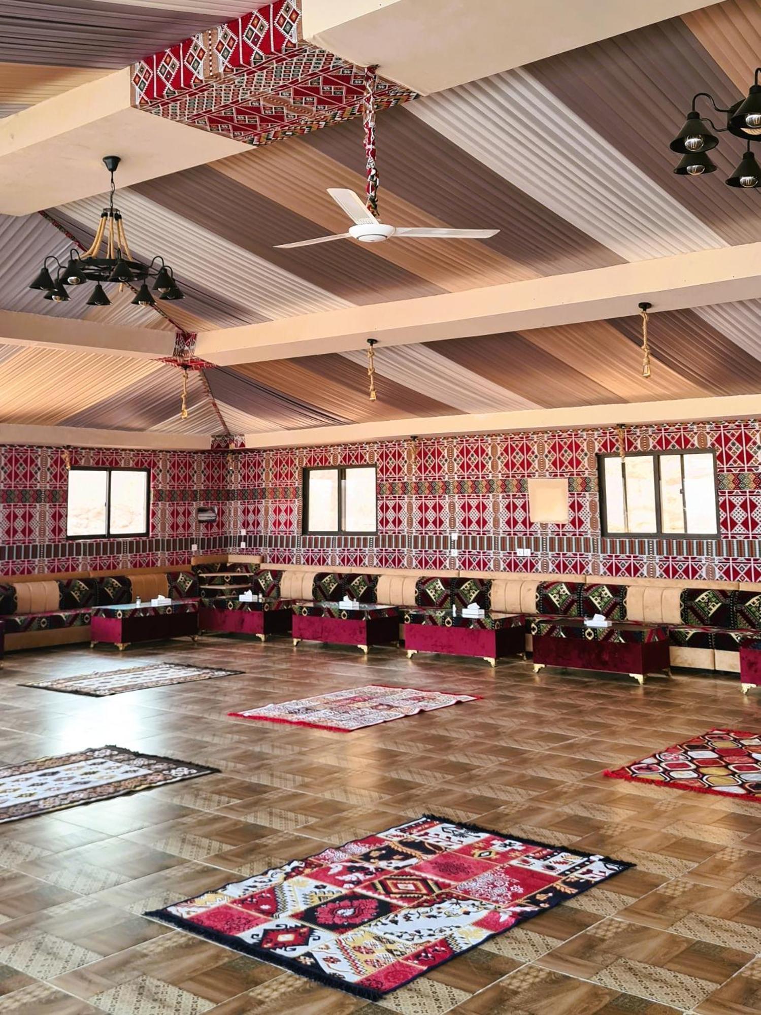 Daniela Camp Wadi Rum Ngoại thất bức ảnh